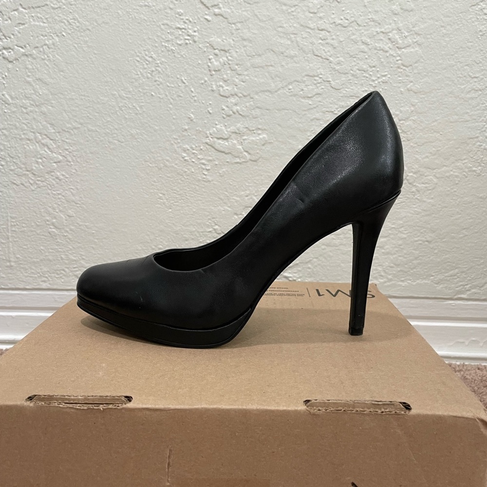 Black Leather Pumps